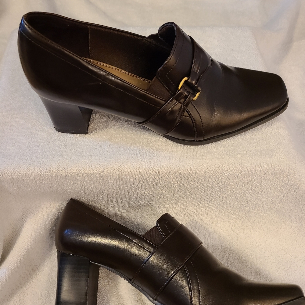 Life Stride dress shoes, chocolate brown 8.5